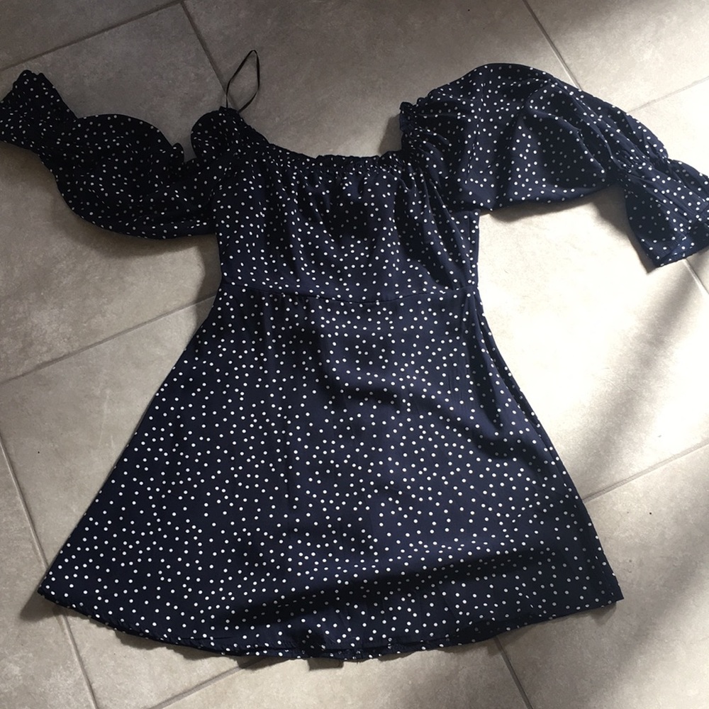 Blue/white polka dotted dress - Picture 8 of 14